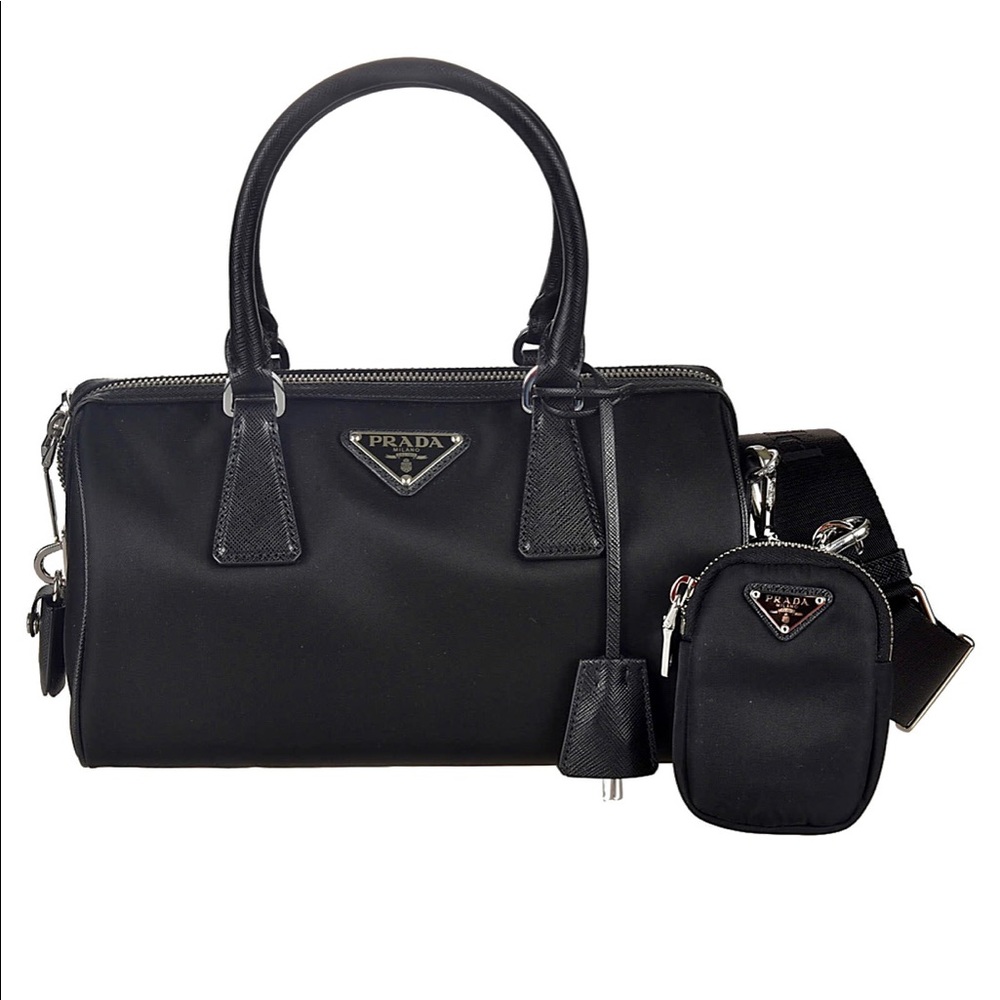 super fashion Prada bauletto
Final sale